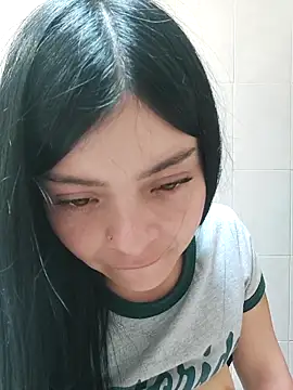 LunaJacobs online show from 04-08-26, 06:31