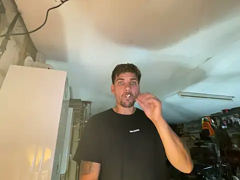 str8boyx online show from 06-07-26, 07:19