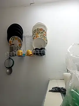 MackMacKenzie online show from 10-18-25, 01:57