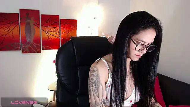 Ashley olivares online show from 09-24-25, 01:02