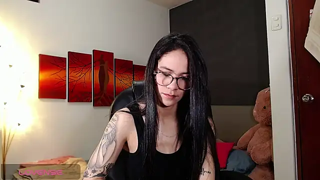 Ashley olivares online show from 11-02-25, 08:36