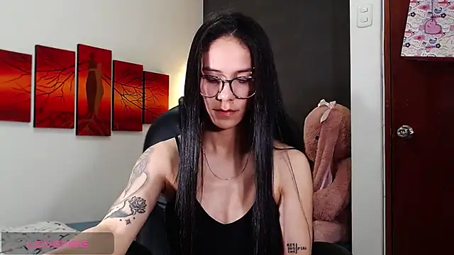 Ashley olivares online show from 10-27-25, 12:55