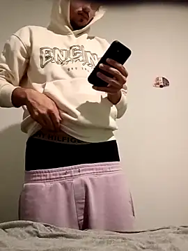 Jadriel23 online show from 09-18-25, 08:34