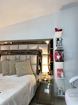 Sara trans hot online show from 02-21-26, 06:43