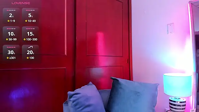  valeria saenz  online show from 11-07-25, 03:00