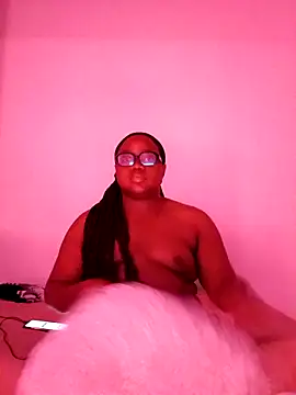 Gyminae online show from 10-22-25, 06:40