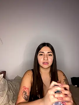 sexybeluxxx online show from 12-18-25, 08:45