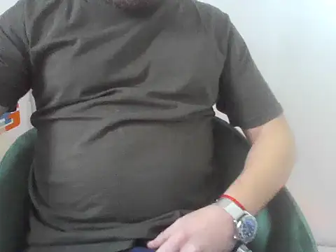 Snapshot of blondi4 chatting on 12-19-25, 10:17 blondi4 online show from 12-19-25, 10:17