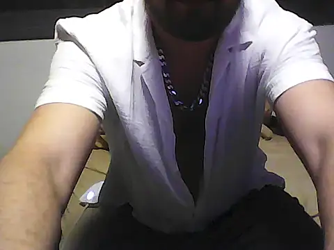 Snapshot of blondi4 chatting on 12-16-25, 08:13 blondi4 online show from 12-16-25, 08:13