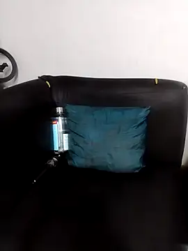 BeverlyQueen14 online show from 12-05-25, 09:19