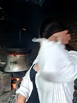 Snapshot of ALIENHR38 chatting on 03-02-26, 01:06 ALIENHR38 online show from 03-02-26, 01:06