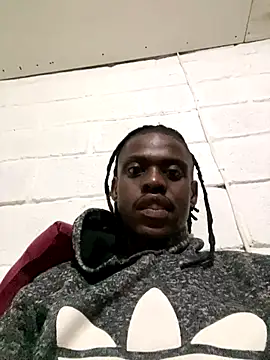 Snapshot of Wuu2now chatting on 10-19-25, 03:31 Wuu2now online show from 10-19-25, 03:31