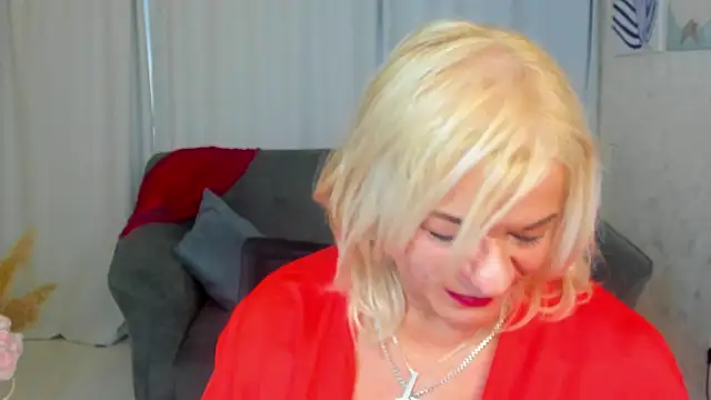 Snapshot of AnittaHarris chatting on 10-08-25, 07:43 AnittaHarris online show from 10-08-25, 07:43