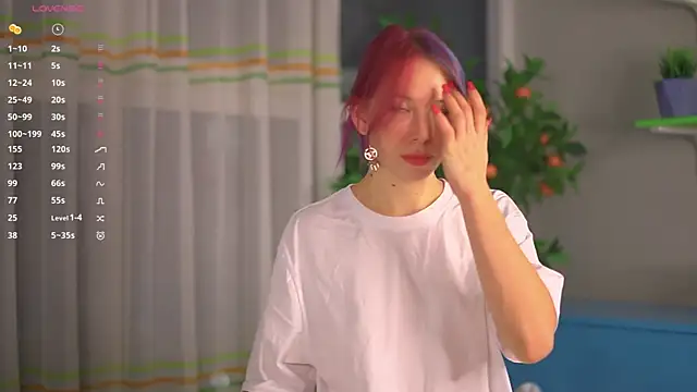 JuliannaWenger online show from 11-17-25, 04:44