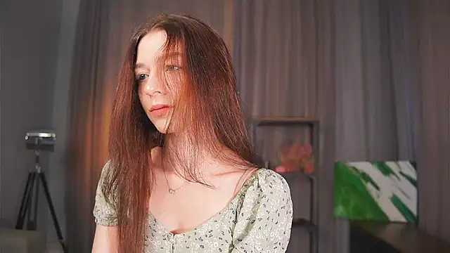 Snapshot of RoxieBolich chatting on 09-15-25, 12:38 RoxieBolich online show from 09-15-25, 12:38