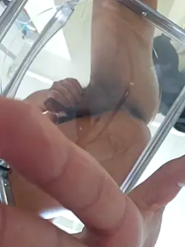 hilaouslee online show from 03-28-26, 05:52