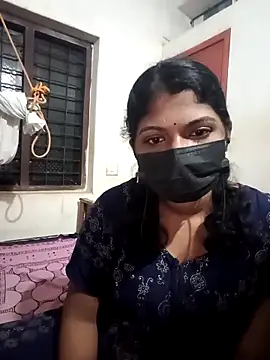 Snapshot of swetha01430 chatting on 10-18-25, 04:42 swetha01430 online show from 10-18-25, 04:42