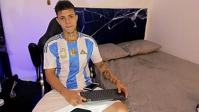 john mystic online show from 10-30-25, 04:33