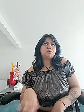 LylaVixxen online show from 03-07-26, 06:35