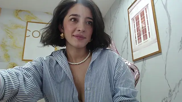 sara lopez s online show from 09-16-25, 01:45