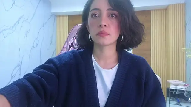 sara lopez s online show from 05-10-26, 01:14