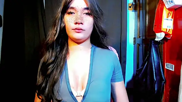 Tiffany Huge Tits online show from 09-10-25, 02:27