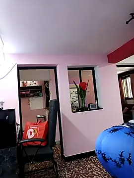 Snapshot of GabyMontenegro chatting on 10-17-25, 05:59 GabyMontenegro online show from 10-17-25, 05:59