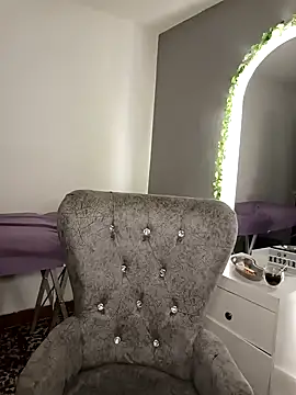 Snapshot of GabyMontenegro chatting on 09-19-25, 11:25 GabyMontenegro online show from 09-19-25, 11:25