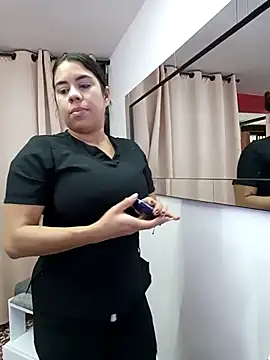 Snapshot of GabyMontenegro chatting on 09-29-25, 08:25 GabyMontenegro online show from 09-29-25, 08:25