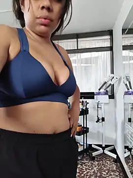 GabyMontenegro online show from 05-12-26, 07:09
