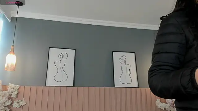 Mila Hank  online show from 02-26-26, 12:05