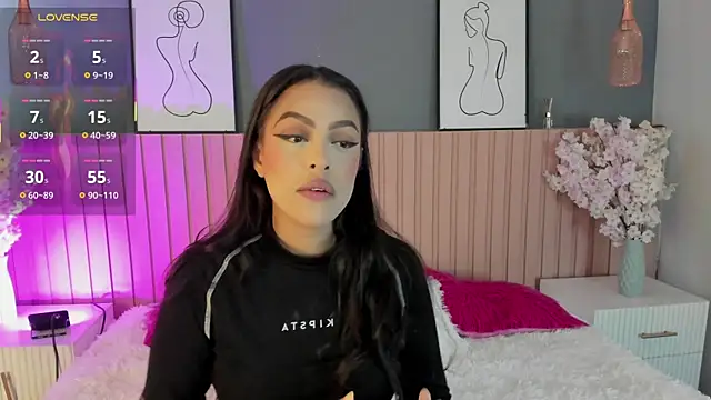 Mila Hank  online show from 02-17-26, 12:13