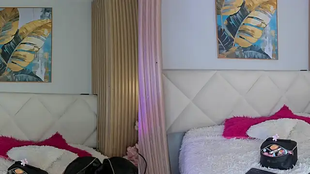 Mila Hank  online show from 05-09-26, 12:19