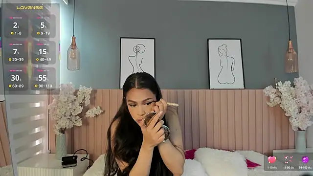 Mila Hank  online show from 03-05-26, 12:24