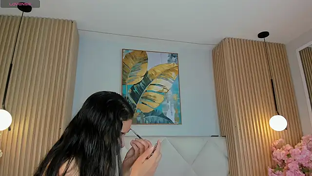 Mila Hank  online show from 05-23-26, 12:26