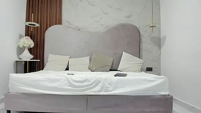 PamelaBonnet mml online show from 02-25-26, 06:30