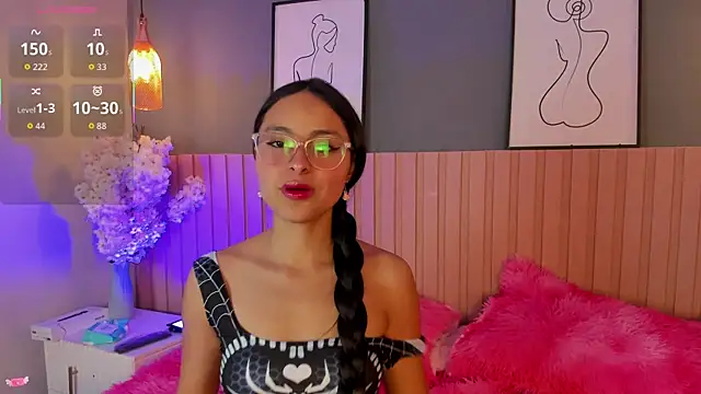 Annie  2 online show from 09-15-25, 12:16