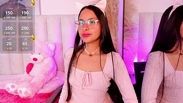 Annie  2 online show from 11-06-25, 01:04