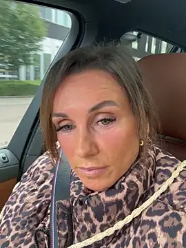 Snapshot of Justnani001 chatting on 09-13-25, 11:32 Justnani001 online show from 09-13-25, 11:32