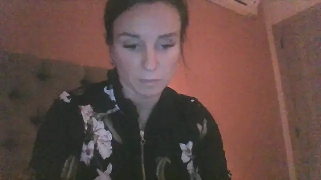 Snapshot of Justnani001 chatting on 10-28-25, 08:30 Justnani001 online show from 10-28-25, 08:30