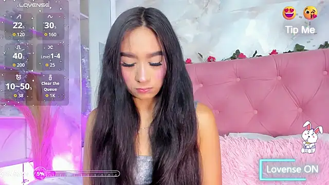 Nicolqueen  online show from 12-18-25, 11:14