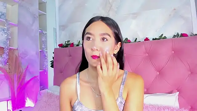 Nicolqueen  online show from 12-02-25, 11:12