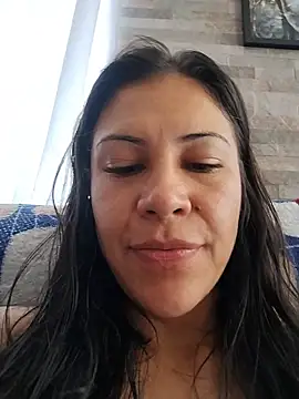 KittyHoleshot87 online show from 04-22-26, 02:57