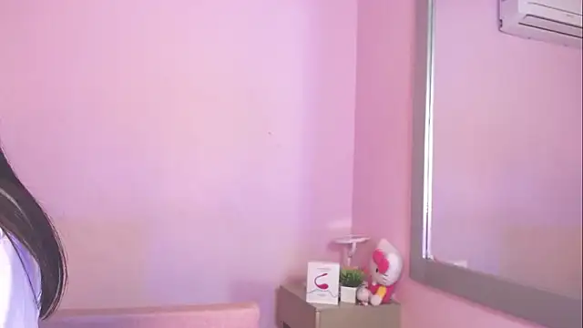 kiity horny  online show from 12-22-25, 11:43