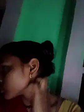 Snapshot of Idhika_Jha chatting on 09-26-25, 01:01 Idhika Jha online show from 09-26-25, 01:01