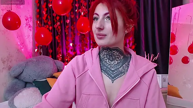 Nina Blum  online show from 02-13-26, 06:46