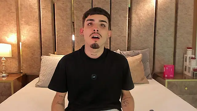 NikoStone  online show from 10-19-25, 05:21