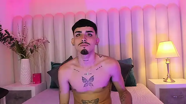 NikoStone  online show from 10-30-25, 04:44