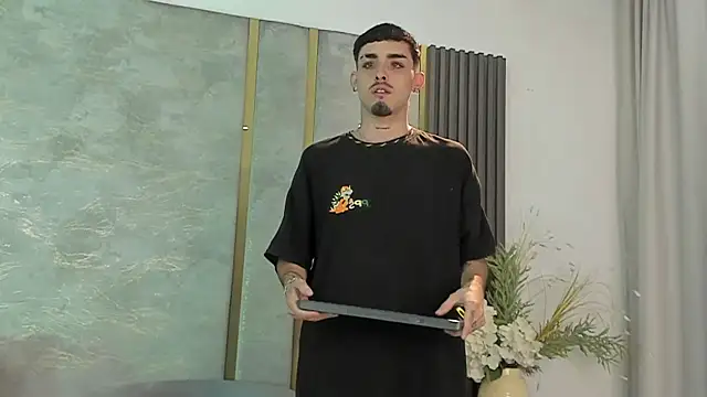 NikoStone  online show from 01-15-26, 04:38