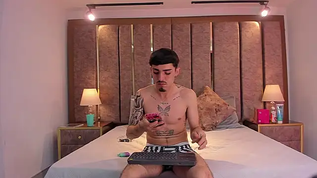 NikoStone  online show from 03-01-26, 05:07